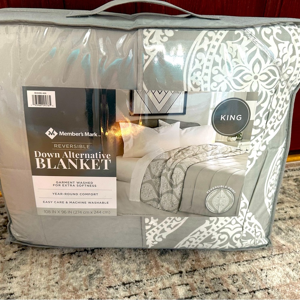 New Member’s Mark King reversible down alternative blanket.